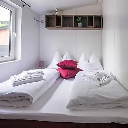 Otel Gecko - A Beautiful Tiny House!